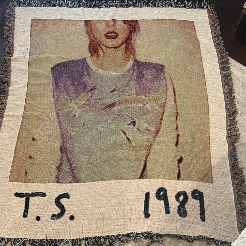 Taylor Swift 1989 Tapestry Blanket